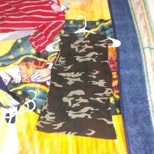 Camo no sleeve shirt